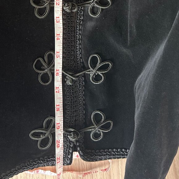 Vintage 1980s Japanese Black Velvet Frog Closure Jacket Women's Small - Picture 7 of 11